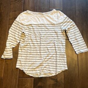 Chico’s women’s size 1, 3/4 sleeve shirt, cotton- grey and white​​​